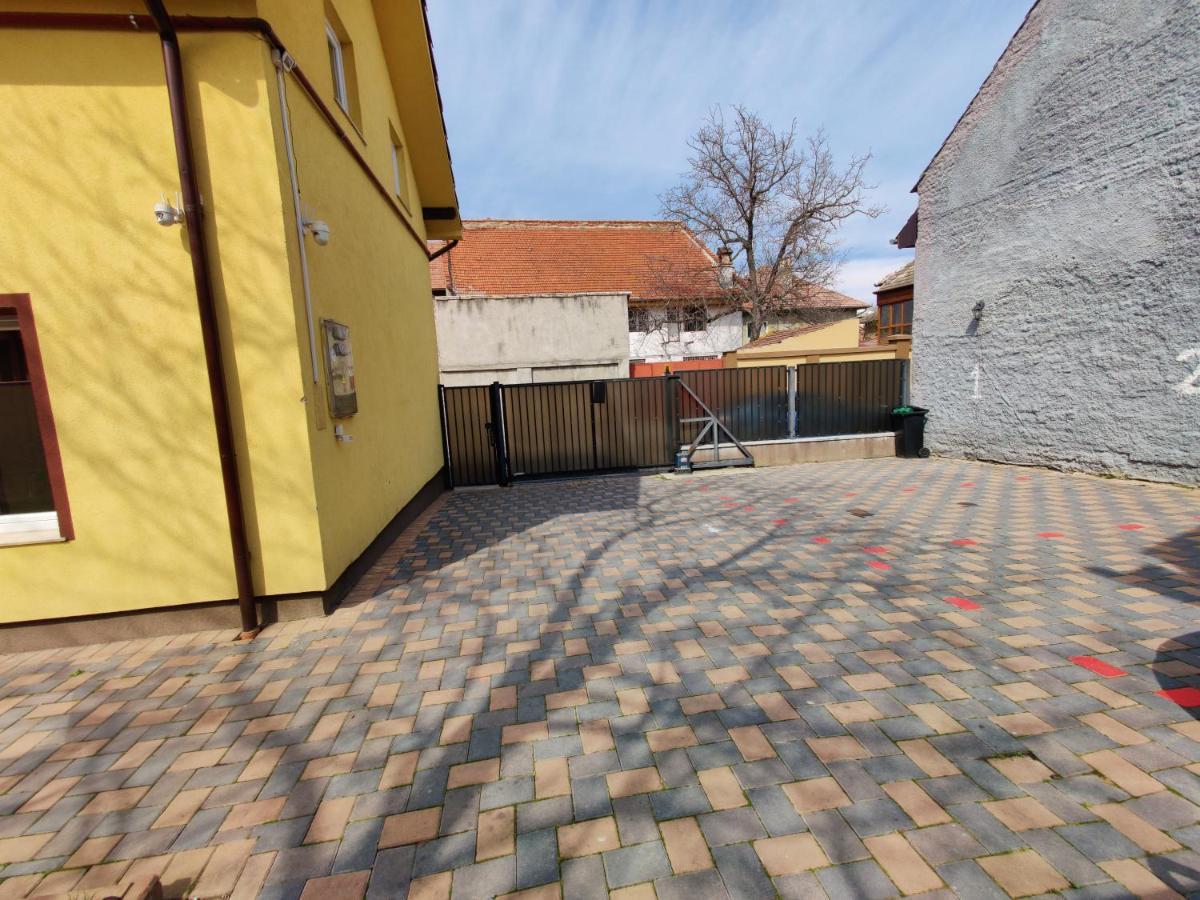 Lucky House Brasov Exterior photo